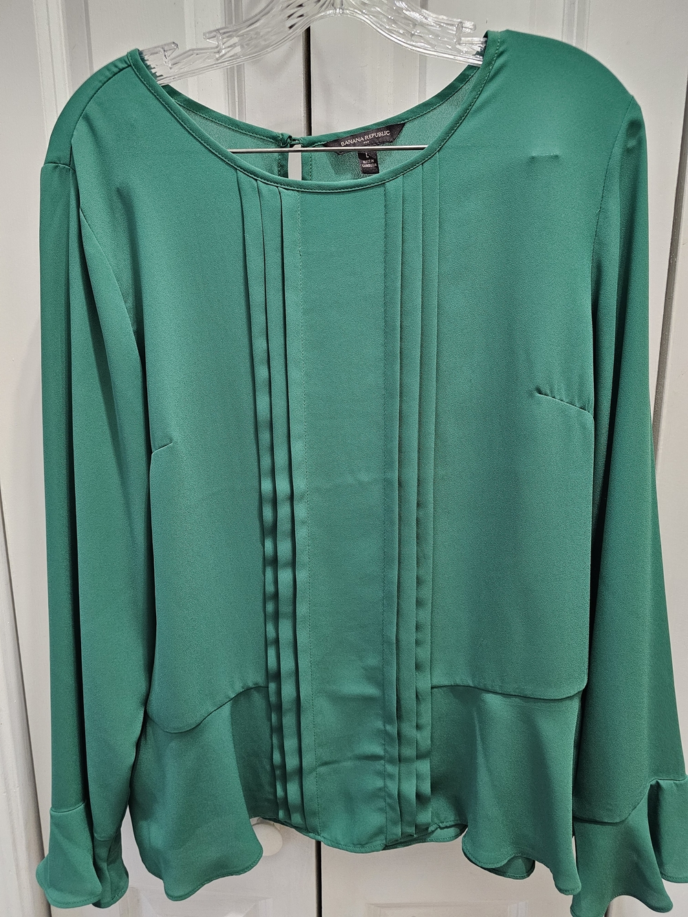 Banana Republic Emerald Green Pleated Blouse L